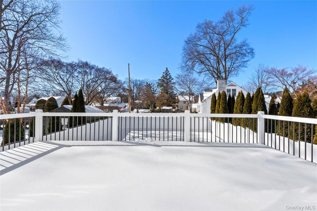 4 W Glen Avenue, Port Chester, NY 10573