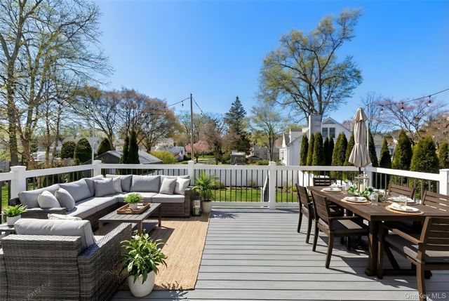 4 W Glen Avenue, Port Chester, NY 10573