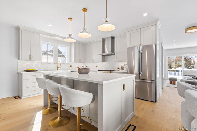 4 W Glen Avenue, Port Chester, NY 10573