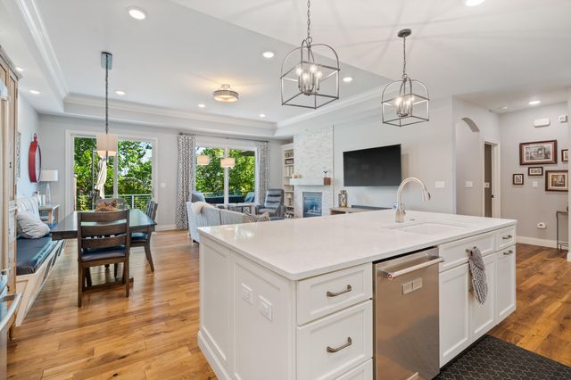 5703 BOWER LN, Columbia, MO 65201