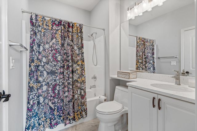 5703 BOWER LN, Columbia, MO 65201