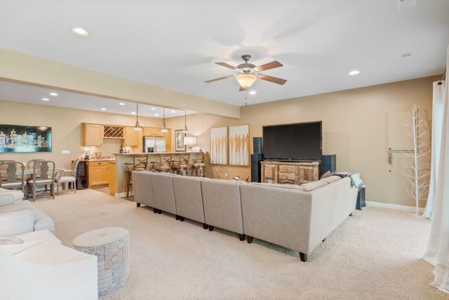 5703 BOWER LN, Columbia, MO 65201