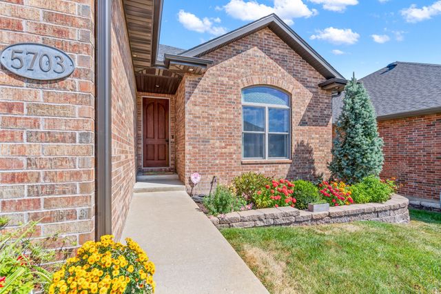 5703 BOWER LN, Columbia, MO 65201