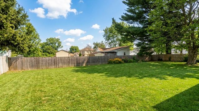 88 Woodmont St, Westfield, MA 01085