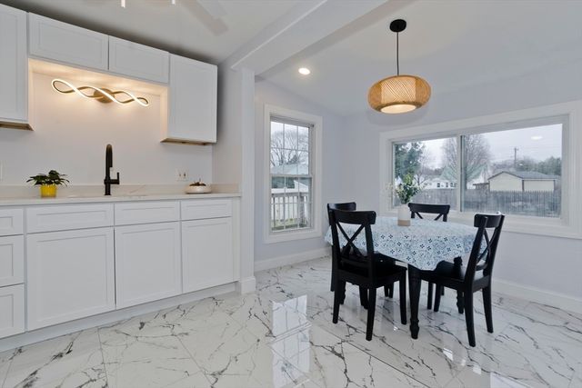 88 Woodmont St, Westfield, MA 01085