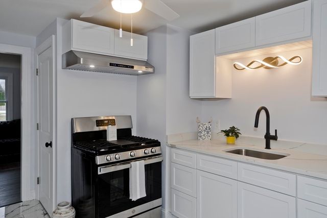 88 Woodmont St, Westfield, MA 01085