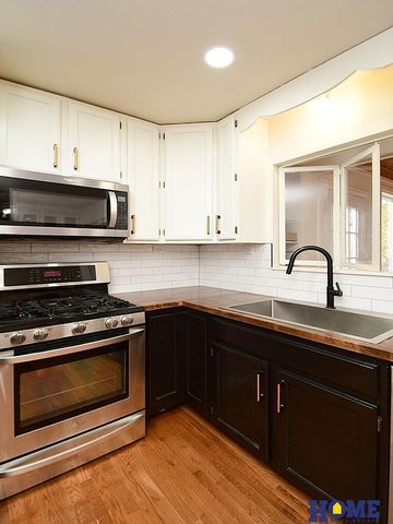 5200 Tipperary Trail, Lincoln, NE 68512