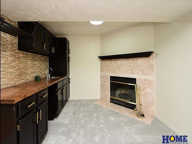 5200 Tipperary Trail, Lincoln, NE 68512