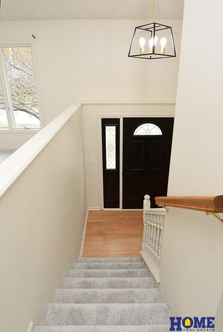 5200 Tipperary Trail, Lincoln, NE 68512