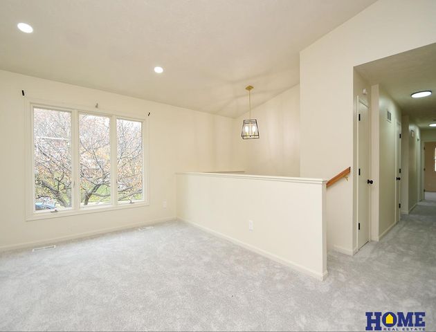 5200 Tipperary Trail, Lincoln, NE 68512