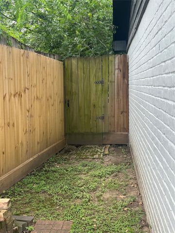 6311 Fairwood Drive, Houston, TX 77088