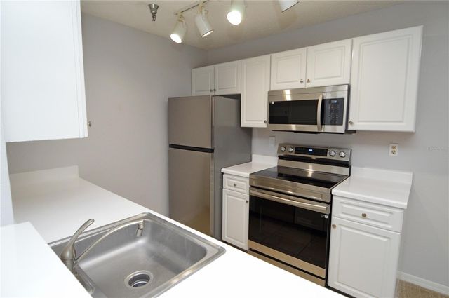 10265 GANDY BOULEVARD N 1804, St Petersburg, FL 33702