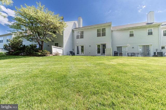 116 SPRING RIDGE CT, Lancaster, PA 17601