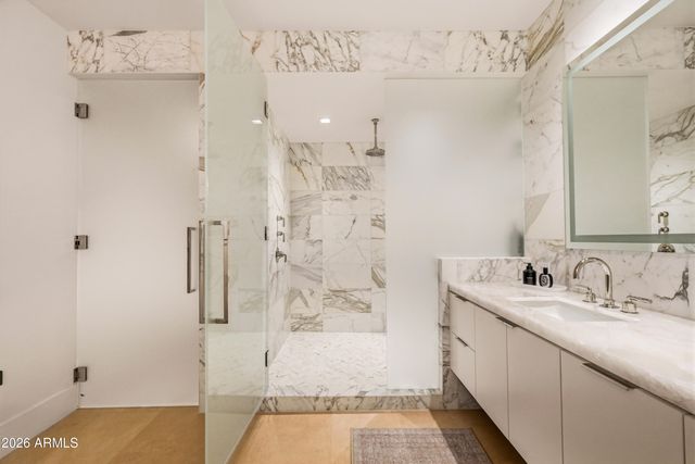 6587 N PALMERAIE Boulevard 2014, Paradise Valley, AZ 85253