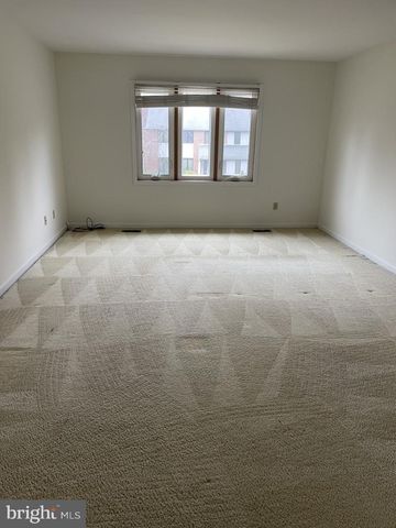 152 BUNTING DR, Wilmington, DE 19808