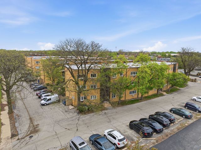 10340 S Pulaski Road 103, Oak Lawn, IL 60453