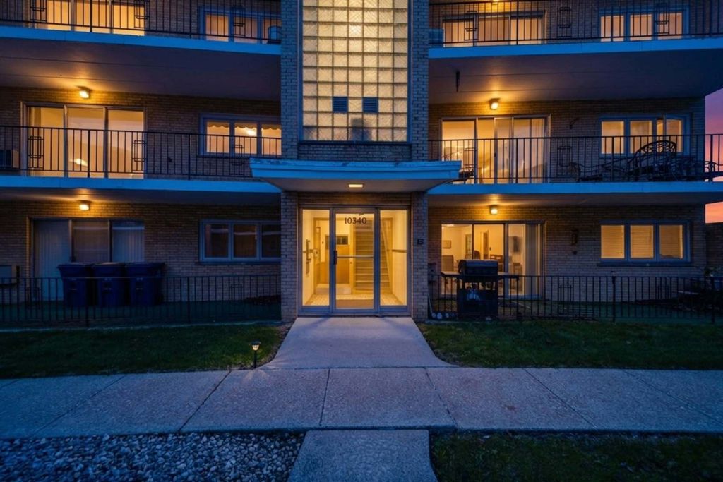 10340 S Pulaski Road 103, Oak Lawn, IL 60453