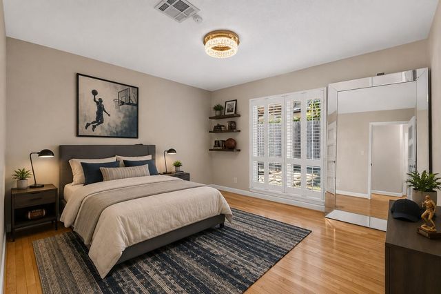 758 W 42nd Street, Houston, TX 77018