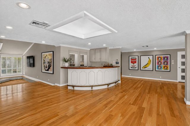 758 W 42nd Street, Houston, TX 77018