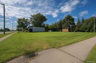 27510 Five Mile Road, Livonia, MI 48154