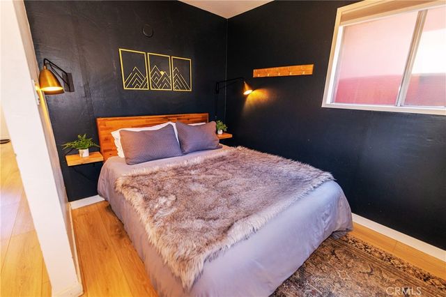 376 Riverside Avenue, Sugarloaf, CA 92386