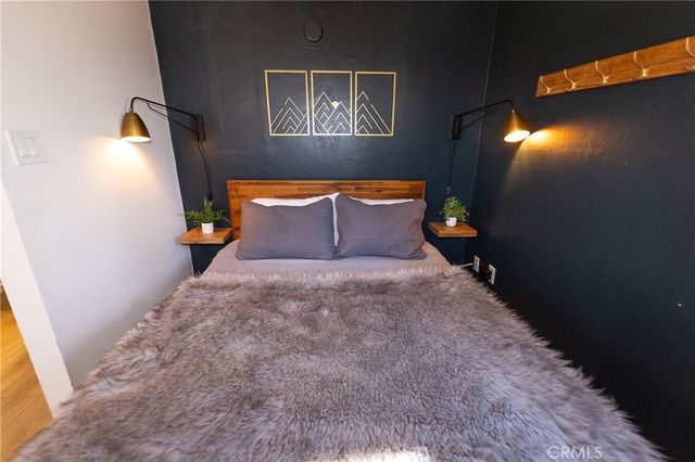 376 Riverside Avenue, Sugarloaf, CA 92386