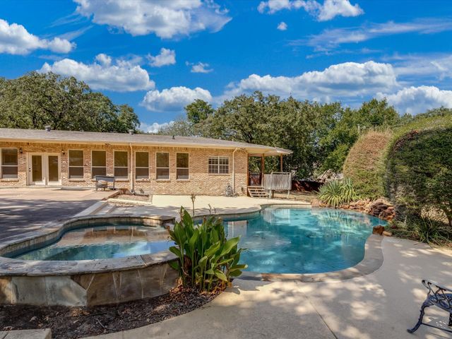 805 Belinda Drive, Keller, TX 76248
