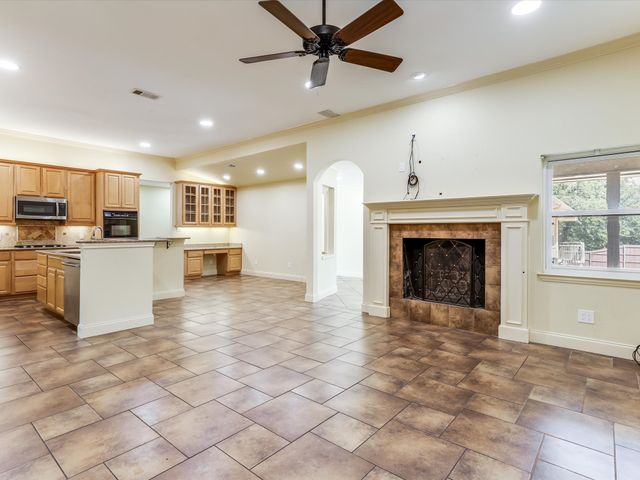 805 Belinda Drive, Keller, TX 76248