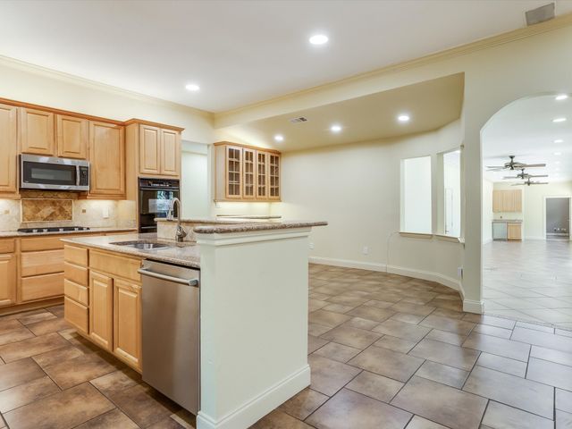 805 Belinda Drive, Keller, TX 76248