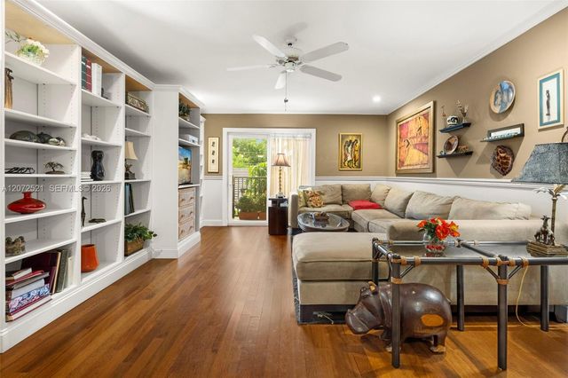 6815 Edgewater Drive 202, Coral Gables, FL 33133