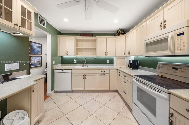 6815 Edgewater Drive 202, Coral Gables, FL 33133