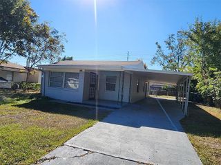 3904 W WALNUT STREET, Tampa, FL 33607