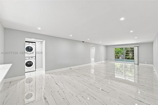 3304 Aruba Way A2, Coconut Creek, FL 33066