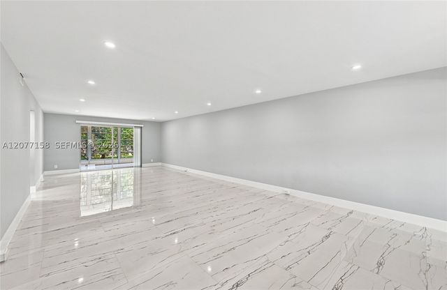3304 Aruba Way A2, Coconut Creek, FL 33066