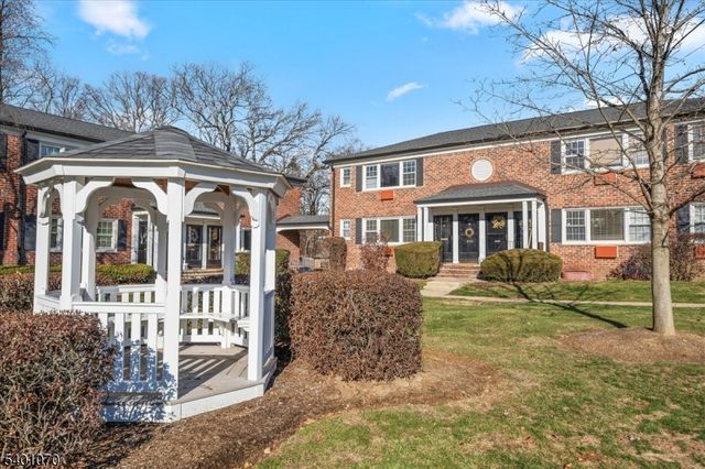 228 Pitney Pl 228, Morris Twp., NJ 07960