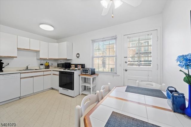 228 Pitney Pl 228, Morris Twp., NJ 07960