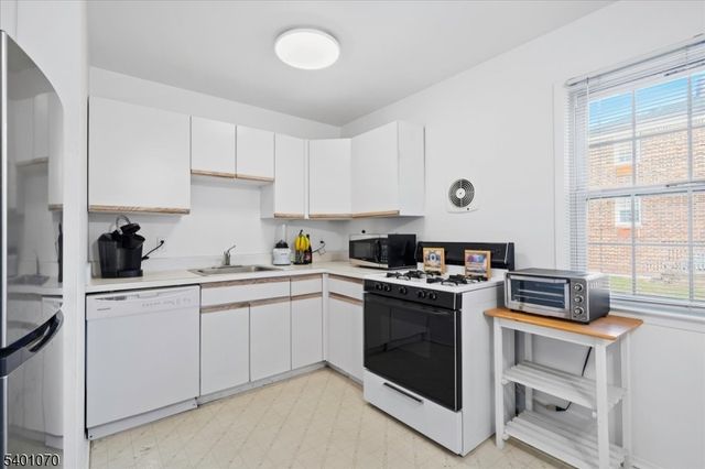 228 Pitney Pl 228, Morris Twp., NJ 07960