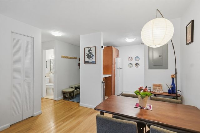 205 Kent Street 35, Brookline, MA 02445