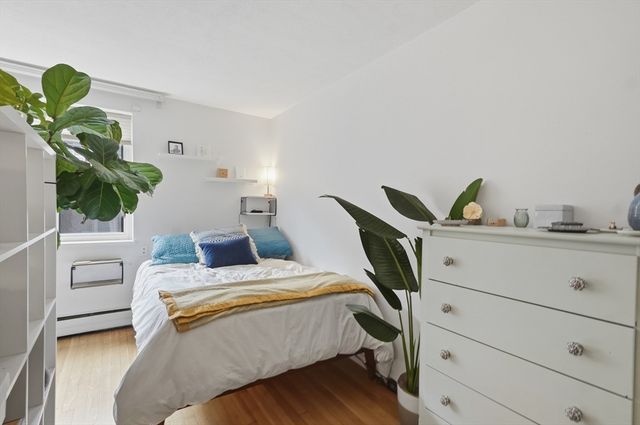 205 Kent Street 35, Brookline, MA 02445