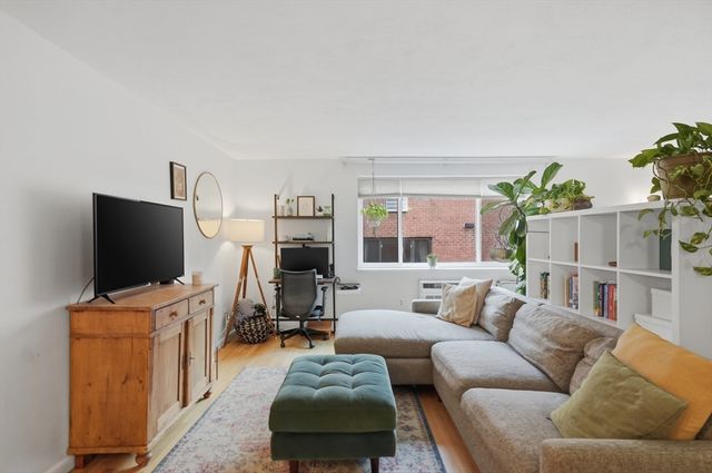 205 Kent Street 35, Brookline, MA 02445