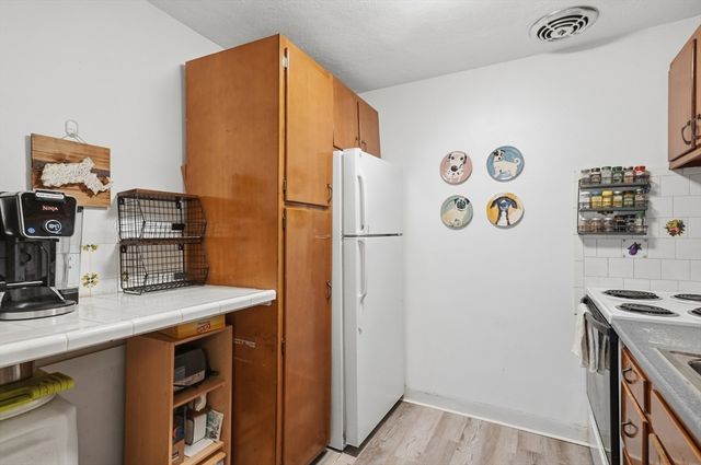 205 Kent Street 35, Brookline, MA 02445