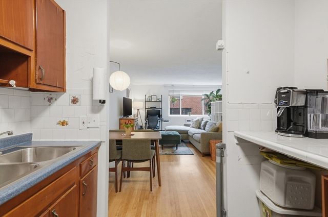 205 Kent Street 35, Brookline, MA 02445