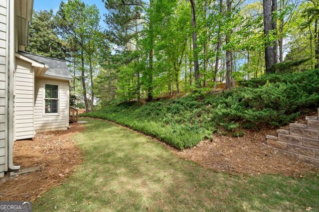 535 Woodbrook Way, Lawrenceville, GA 30043