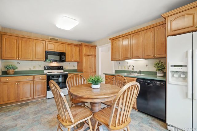 101 Heritage Hills Drive A, Somers, NY 10589