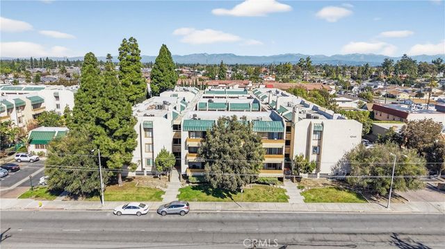 12141 Centralia 309, Lakewood, CA 90715