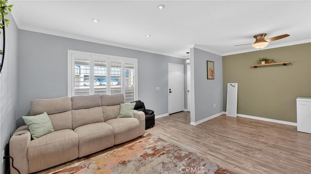 12141 Centralia 309, Lakewood, CA 90715