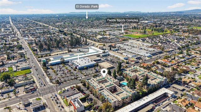 12141 Centralia 309, Lakewood, CA 90715