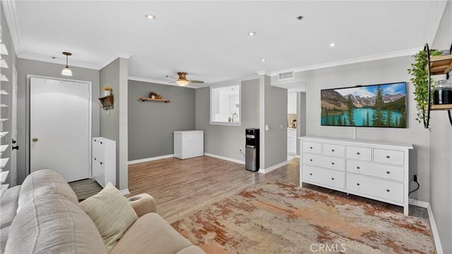 12141 Centralia 309, Lakewood, CA 90715