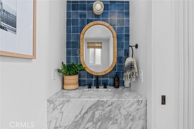 1947 Sundance, Costa Mesa, CA 92627