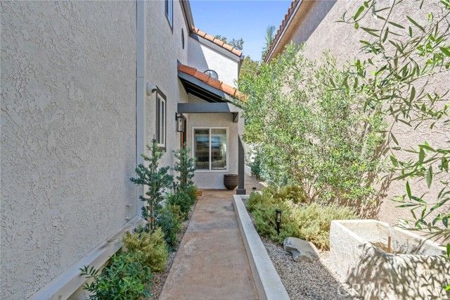 1947 Sundance, Costa Mesa, CA 92627